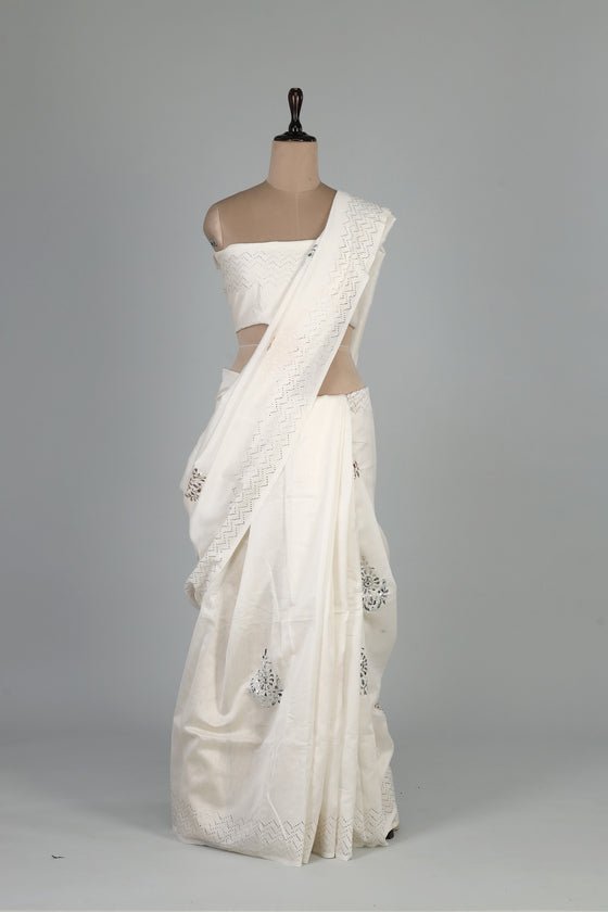 Handwoven White Dyeable Saree - AJA CREATION 179