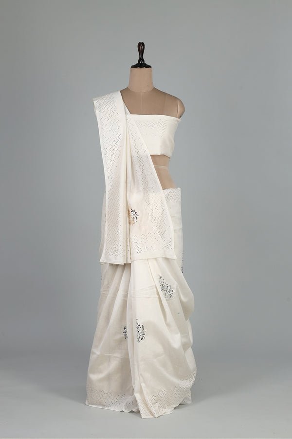 Handwoven White Dyeable Saree - AJA CREATION 318